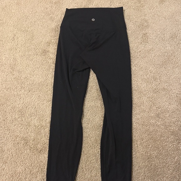 Black lululemon front seam leggings - Picture 3 of 4